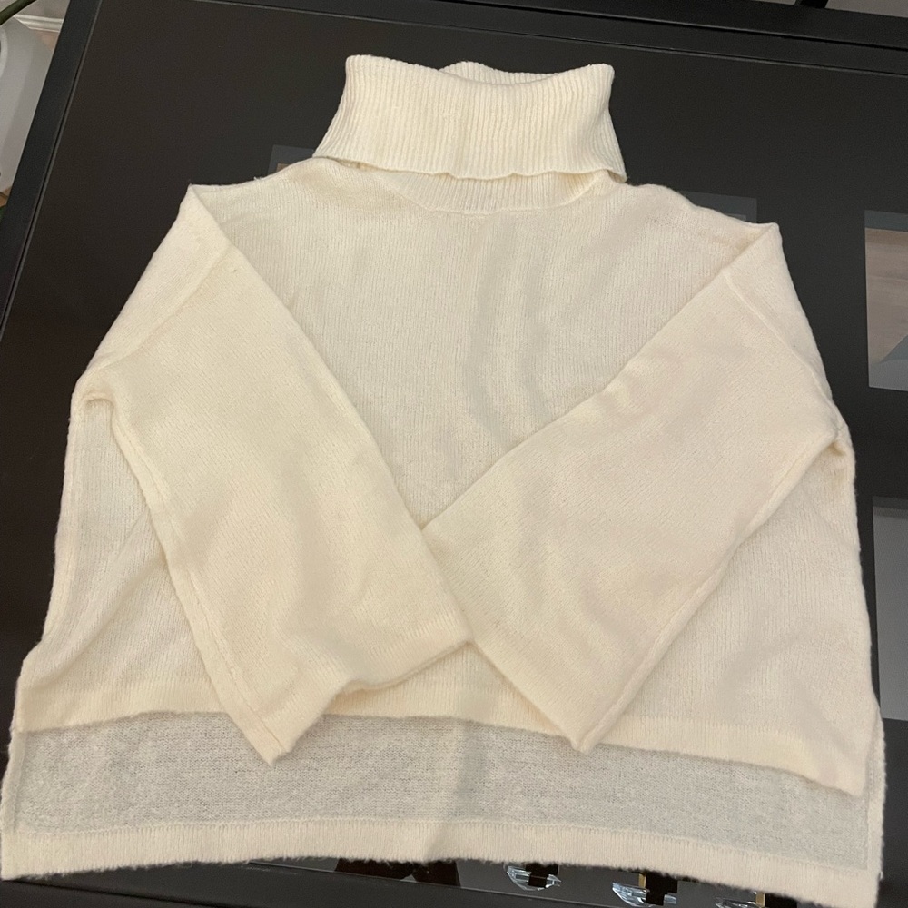 C&V Chelsea & Violeta sweater